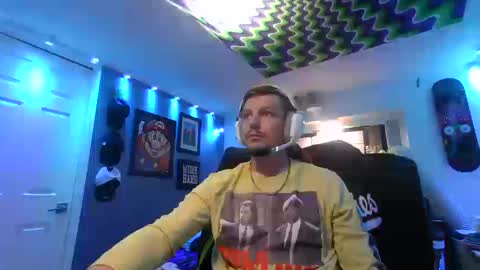 hungtxcock92 online show from October 10, 12:55 pm