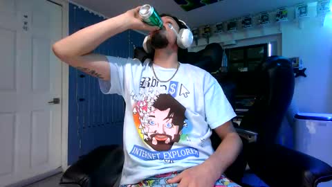 hungtxcock92 online show from April 18, 3:36 pm