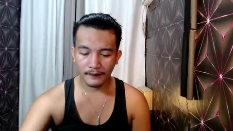 hunkylloyd online show from February 24, 4:38 am