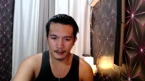 hunkylloyd online show from January 28, 12:00 pm