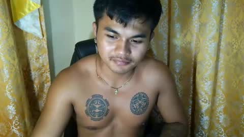 hunkyzeus online show from January 6, 5:28 pm