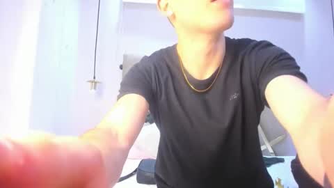 hunterheat_ online show from October 19, 6:01 pm