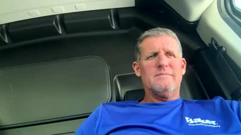 Snapshot of hvacstud4 chatting on September 26, 4:26 pm hvacstud4 online show from September 26, 4:26 pm