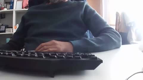 Hyperpau online show from November 10, 9:45 am