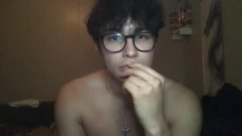 hyunluv online show from October 8, 7:03 am