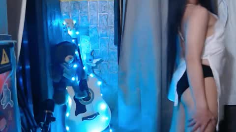 Kim online show from November 26, 6:48 pm