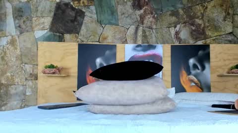 Snapshot of i_am_dolls chatting on March 12, 7:46 am The Dolls online show from March 12, 7:46 am