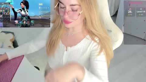 Snapshot of i_want_you_eva chatting on October 3, 2:14 pm HiI am EvaPVT is open online show from October 3, 2:14 pm