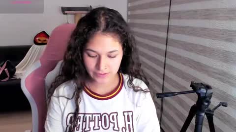 On instagram Imm  NikkiHelp me reach 100 likes online show from September 22, 12:59 am