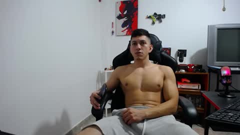 iam_yourbabyprincess_xd online show from September 29, 5:17 am