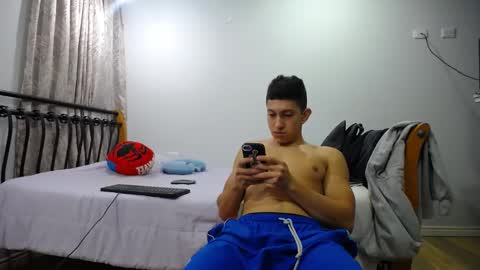 iam_yourbabyprincess_xd online show from February 18, 4:48 am