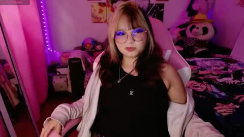 Zoe 3 online show from May 12, 8:18 pm