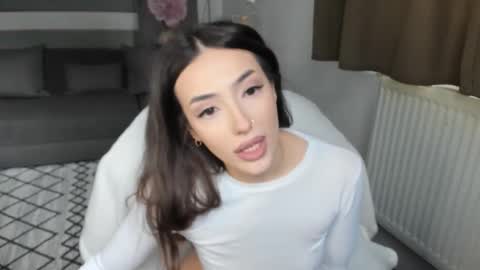 Baby Gal online show from February 2, 7:59 am