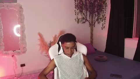 iamandrey_ online show from April 14, 12:14 am