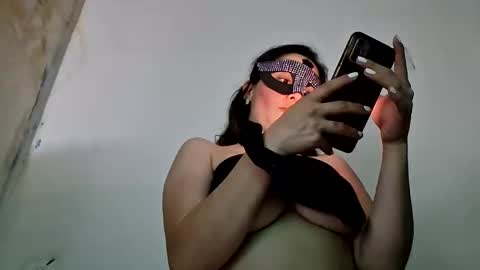 iamdulcec4 online show from October 25, 6:13 am