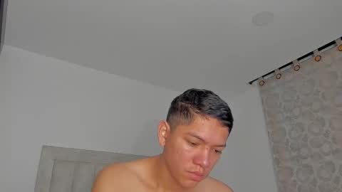 Juliiiiian online show from February 18, 11:10 am