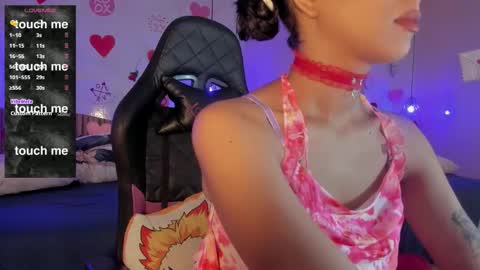 Nayuta online show from February 18, 8:30 pm