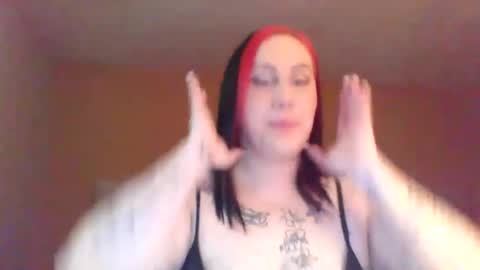 skye marie online show from December 19, 10:49 pm