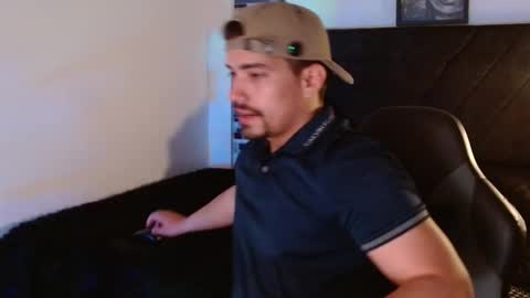 Ian Davis online show from March 14, 7:51 pm