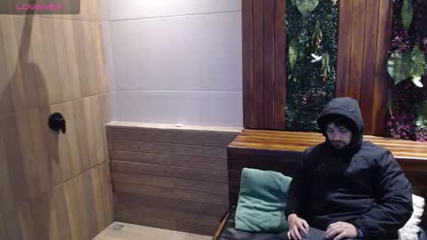 Ian Davis online show from September 11, 11:22 am