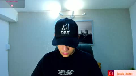 ian_jacob online show from April 21, 3:02 am