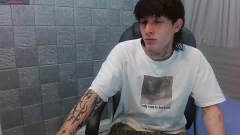 ian online show from November 29, 5:04 am