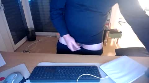 iandy12 online show from November 2, 11:05 pm