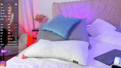 Snapshot of ibaby_crazy chatting on October 15, 5:58 pm ibaby_crazy online show from October 15, 5:58 pm