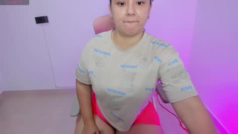 Snapshot of ibeth_diaz chatting on October 18, 10:08 am ibeth_diaz online show from October 18, 10:08 am
