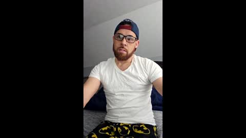 icarra413 online show from April 8, 2:53 pm