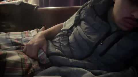 Snapshot of ice_jr chatting on January 13, 1:02 am Ice Jr online show from January 13, 1:02 am