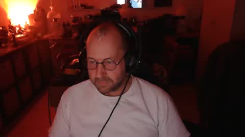 icum4ladies2021 online show from November 23, 8:18 pm