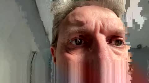 icums4u online show from April 8, 6:00 pm