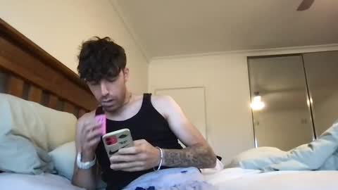 Snapshot of icyninesix chatting on March 6, 5:24 am icyninesix online show from March 6, 5:24 am