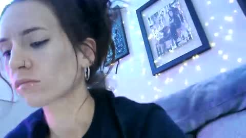 Snapshot of icyspice chatting on October 3, 10:45 am icyspice online show from October 3, 10:45 am