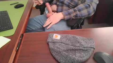 Hung office Stud online show from February 18, 6:15 pm