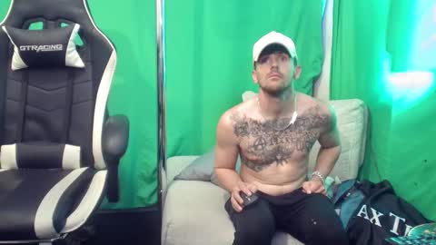 Amiri Roue online show from November 18, 2:53 pm