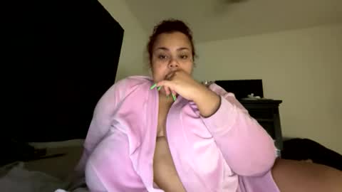 igotthroated online show from May 8, 8:31 am