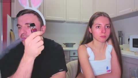 Julia and Mira online show from October 31, 8:09 pm