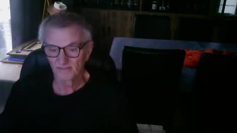 ikwiljeneuken123 online show from December 21, 7:59 am