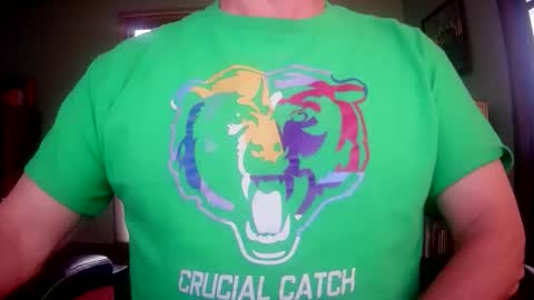 il_undercover online show from March 3, 1:18 pm