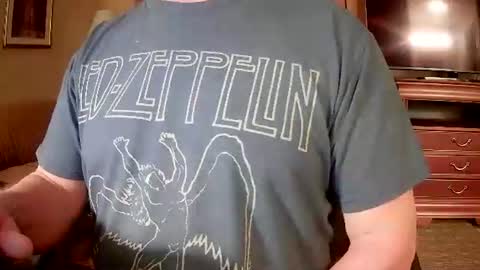 il_undercover online show from January 7, 11:04 am