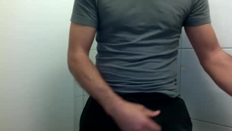 ilcaponero online show from April 12, 8:46 pm