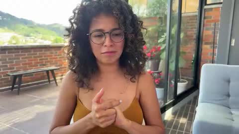 Kloe online show from February 26, 7:53 pm