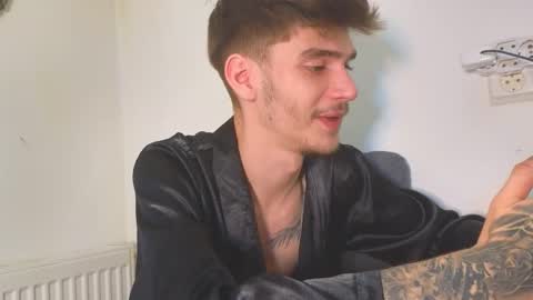 Snapshot of illusions888 chatting on October 30, 2:28 pm D-Illusion online show from October 30, 2:28 pm