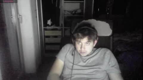 iloveyoutoo2000 online show from November 25, 10:30 pm