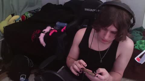 luna online show from December 6, 10:44 am