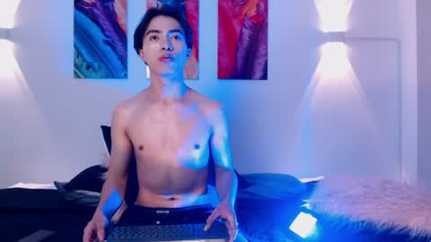 ilyaromanov online show from April 3, 12:17 am