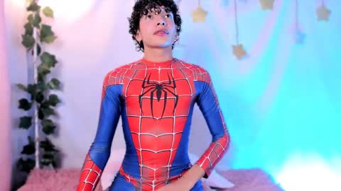 Alejo independent model   online show from April 5, 2:30 am