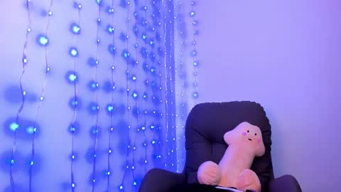 Snapshot of im_anna_ chatting on February 23, 10:20 pm im_anna_ online show from February 23, 10:20 pm